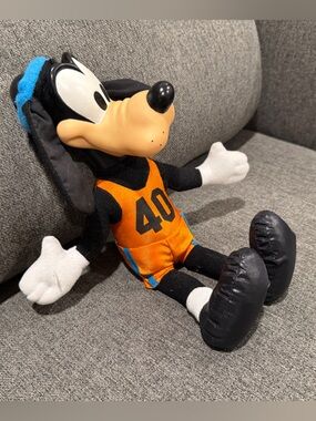 12 1/2” Goofy - The Walt Disney Company sold from McDonald’s